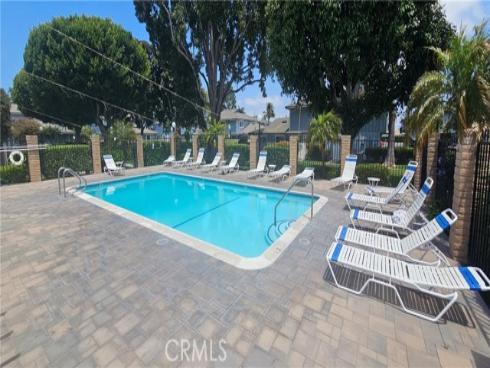 16408  Vista Roma  CI116  Circle, Huntington Beach, CA