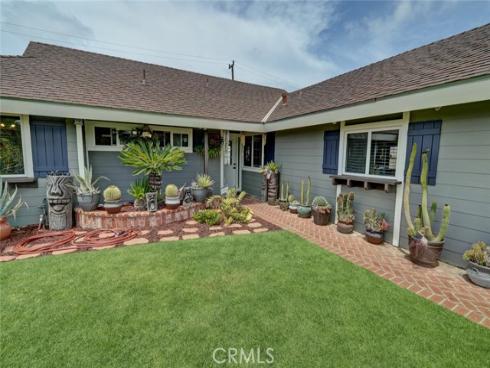 9151 Gettysburg Drive, Huntington Beach, CA