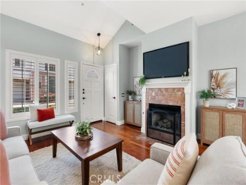 18731 Chapel Lane, Huntington Beach, CA