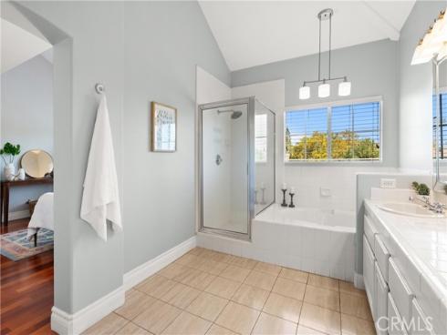 18731 Chapel Lane, Huntington Beach, CA