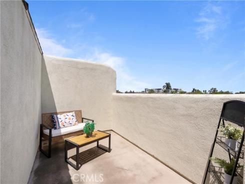 18731 Chapel Lane, Huntington Beach, CA
