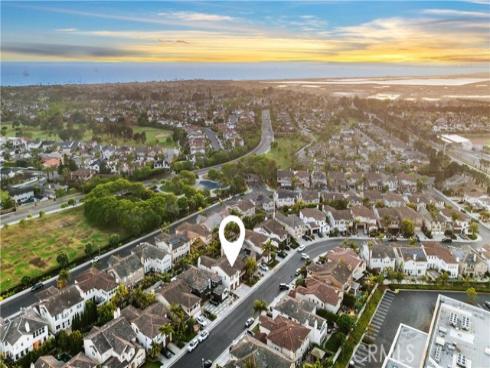 19139 Chandon Lane, Huntington Beach, CA