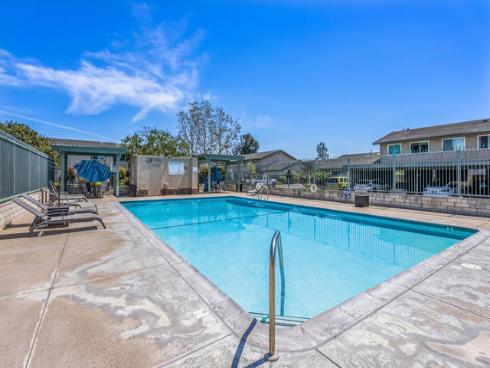 4731  Arena  Ci112  Circle, Huntington Beach, CA