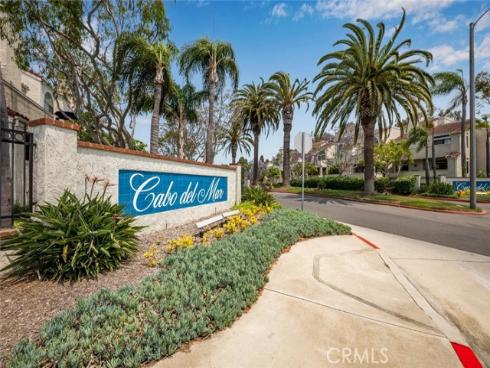 17202 Corbina 206 Lane, Huntington Beach, CA