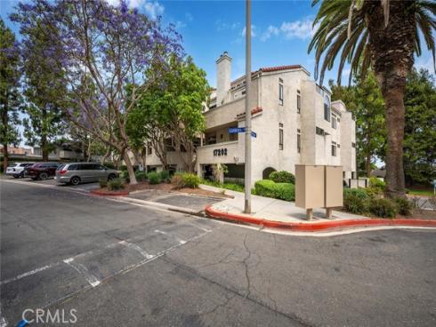 17202 Corbina 206 Lane, Huntington Beach, CA