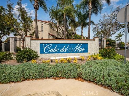 17202 Corbina 206 Lane, Huntington Beach, CA