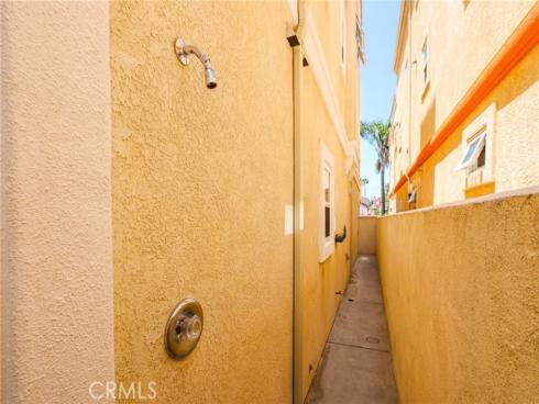 326 6th Street, Huntington Beach, CA