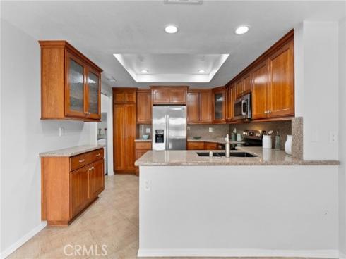 18301 Gum Tree Lane, Huntington Beach, CA