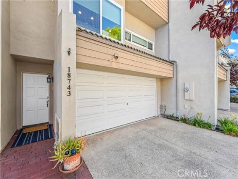18743 Club Lane, Huntington Beach, CA