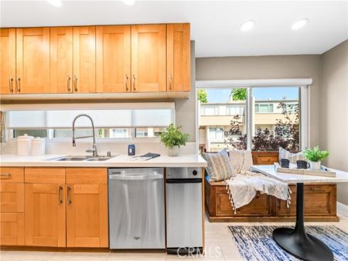 18743 Club Lane, Huntington Beach, CA