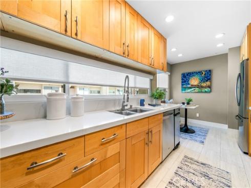 18743 Club Lane, Huntington Beach, CA