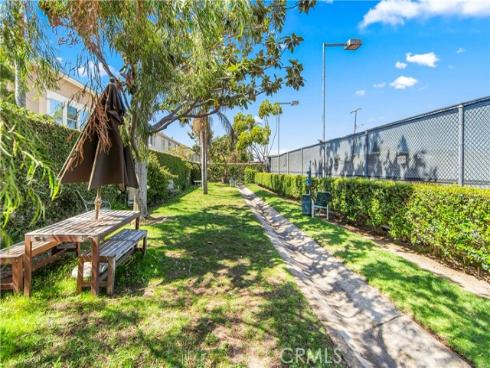 18743 Club Lane, Huntington Beach, CA