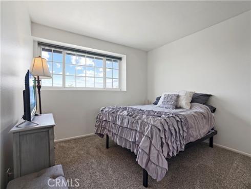 17882 Hallcroft Lane, Huntington Beach, CA