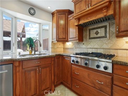 17882 Hallcroft Lane, Huntington Beach, CA