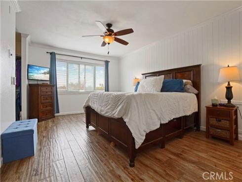 17882 Hallcroft Lane, Huntington Beach, CA