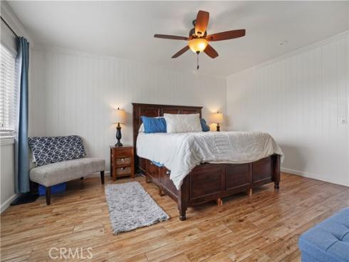 17882 Hallcroft Lane, Huntington Beach, CA