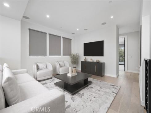 303 12th Street, Huntington Beach, CA