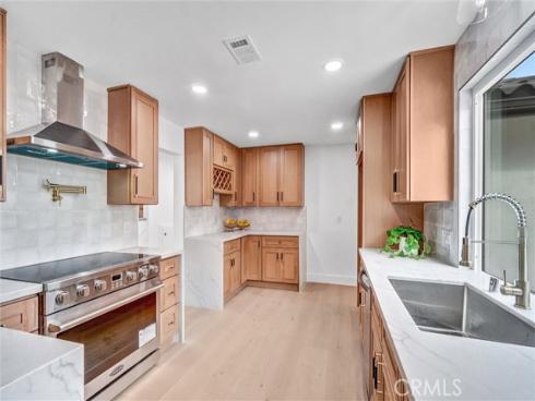 9171 Regatta Drive , Huntington Beach, CA