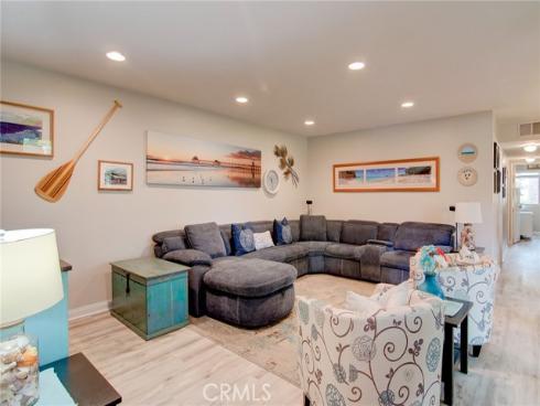 8788 Coral Springs 206A Court, Huntington Beach, CA