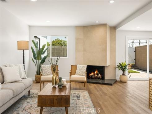 9802 Effingham Drive , Huntington Beach, CA