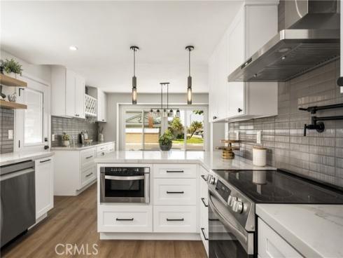 9802 Effingham Drive , Huntington Beach, CA