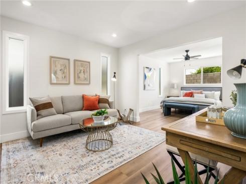 9802 Effingham Drive , Huntington Beach, CA