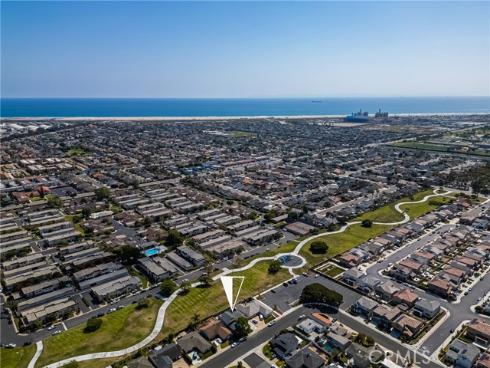 9802 Effingham Drive , Huntington Beach, CA