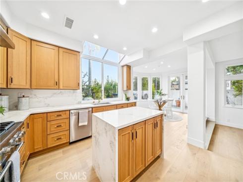 6692 Alamitos Circle, Huntington Beach, CA