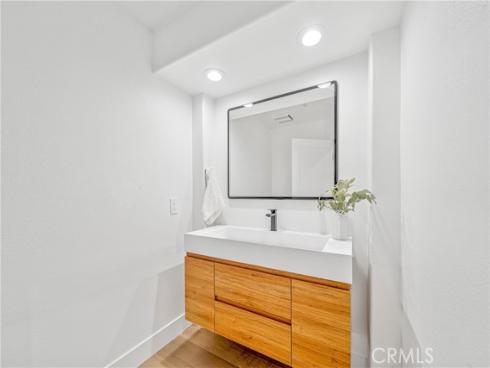 6692 Alamitos Circle, Huntington Beach, CA