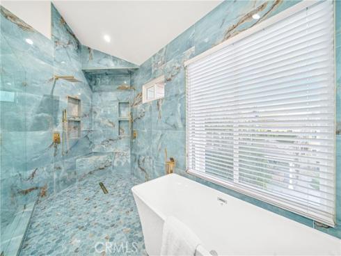 6692 Alamitos Circle, Huntington Beach, CA