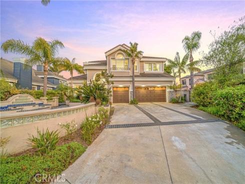 6692  Alamitos   Circle, Huntington Beach, CA