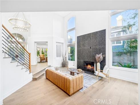 6692 Alamitos Circle, Huntington Beach, CA