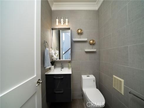 5712  Ocean Vista   Drive, Huntington Beach, CA