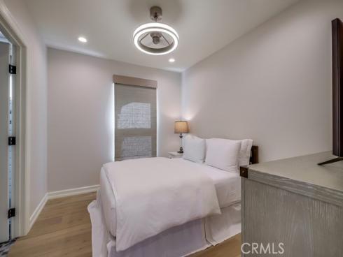 627 7th Street, Huntington Beach, CA