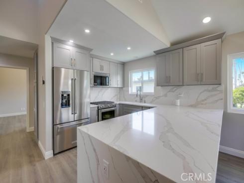 627 7th Street, Huntington Beach, CA