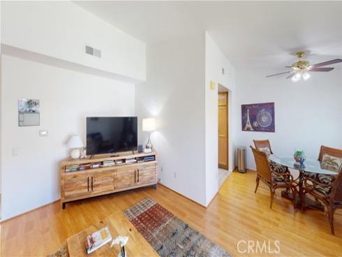 8866  Tulare  303B  Drive, Huntington Beach, CA