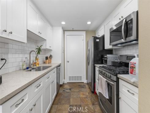 17661 Sergio CI103 Circle, Huntington Beach, CA