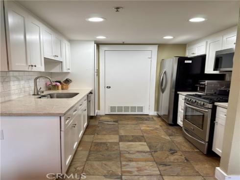 17661 Sergio CI103 Circle, Huntington Beach, CA