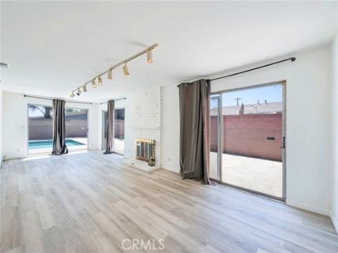 19342 Salmon Lane, Huntington Beach, CA