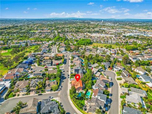 19332 Evening Hill Drive, Huntington Beach, CA