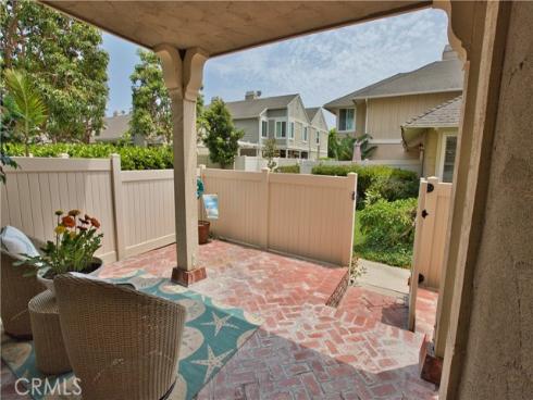 16102 Warmington 15 Lane, Huntington Beach, CA