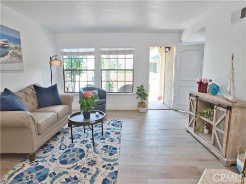 16102 Warmington 15 Lane, Huntington Beach, CA