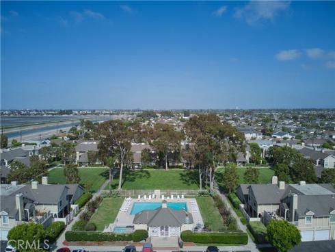 16102 Warmington 15 Lane, Huntington Beach, CA