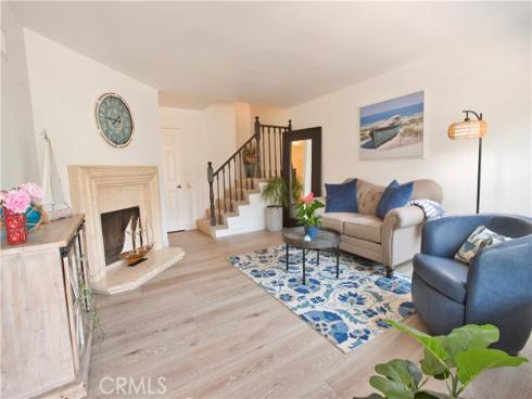 16102 Warmington 15 Lane, Huntington Beach, CA