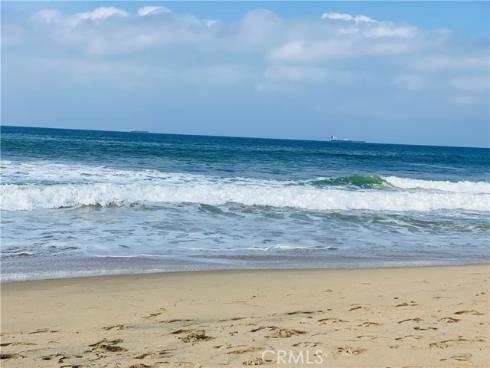 117 Alabama Street, Huntington Beach, CA