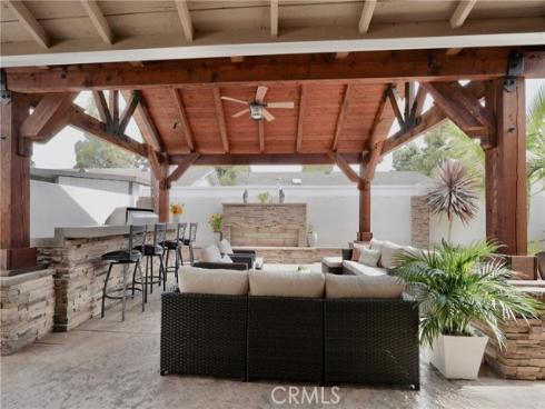 7642 Rhone Lane, Huntington Beach, CA