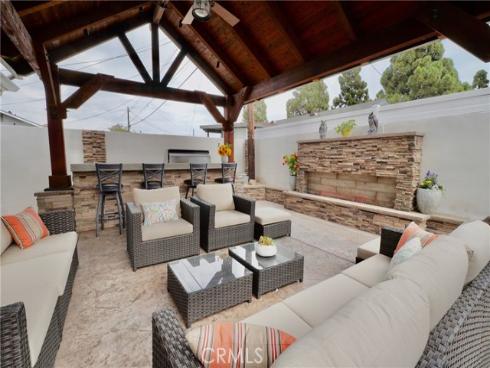 7642 Rhone Lane, Huntington Beach, CA