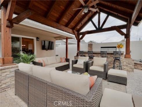 7642 Rhone Lane, Huntington Beach, CA