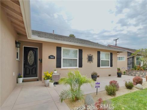 7642 Rhone Lane, Huntington Beach, CA