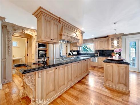 1822 Pine Street, Huntington Beach, CA